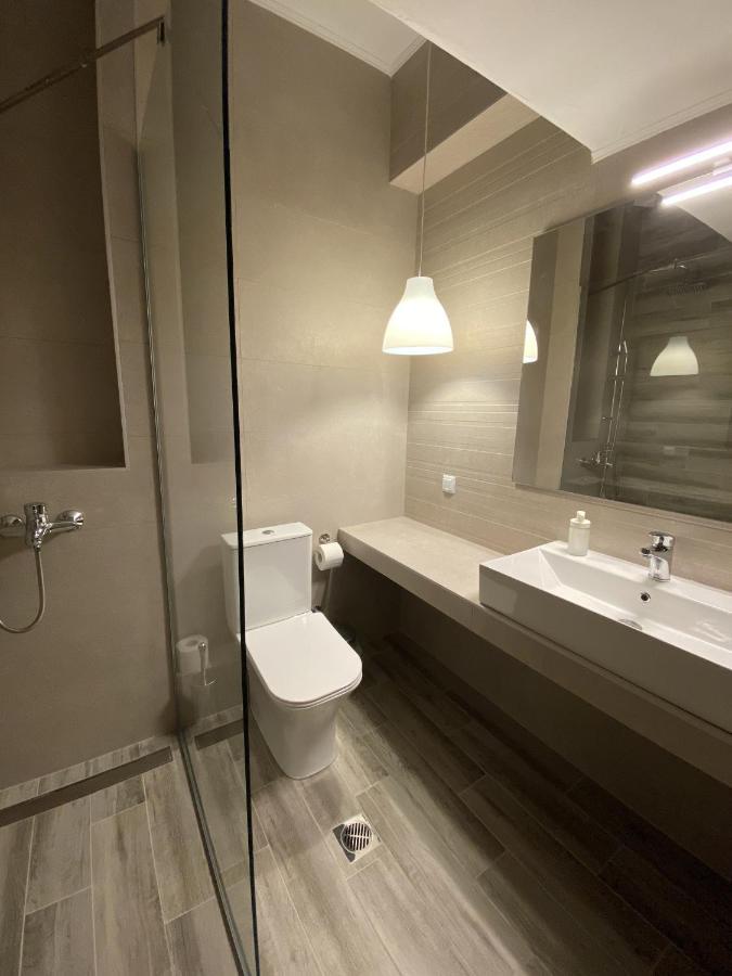Hellen'S Apartments Ofrinion Ngoại thất bức ảnh