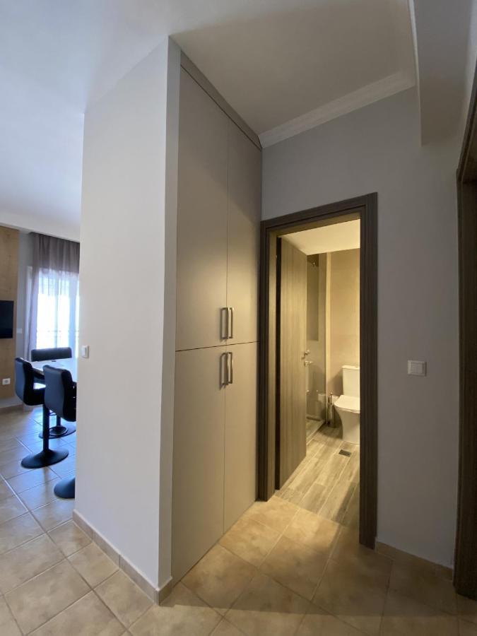 Hellen'S Apartments Ofrinion Ngoại thất bức ảnh