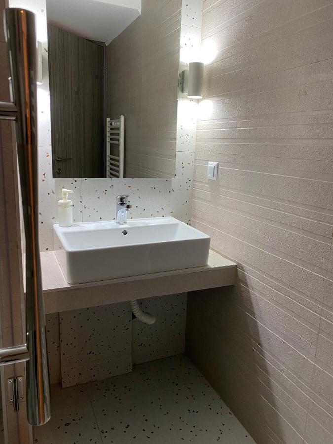 Hellen'S Apartments Ofrinion Ngoại thất bức ảnh